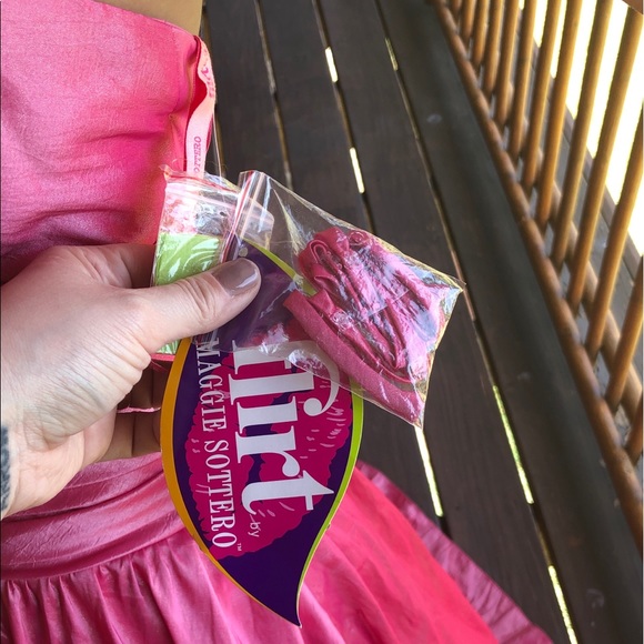 Pink shimmer taffeta Maggie Sottero prom dress NWT - Picture 6 of 6